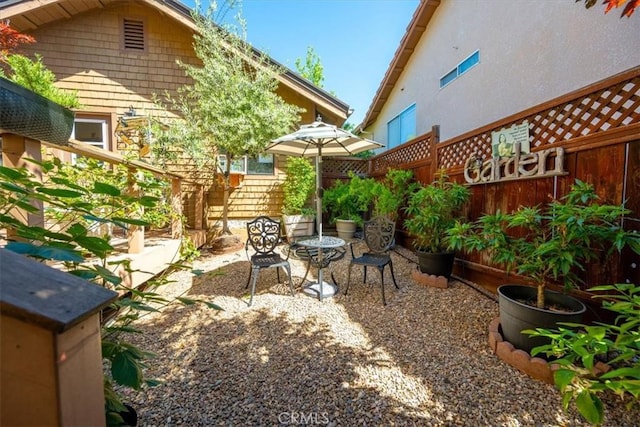 1762 Southfork Pl, Paso Robles, CA 93446 - view of yard with a patio area