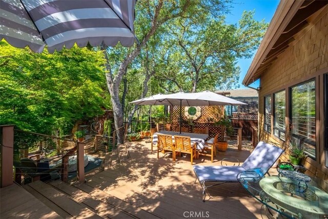 1762 Southfork Pl, Paso Robles, CA 93446 - deck with outdoor dining area