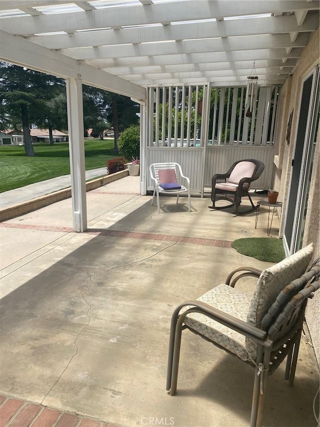 10815 Cherry Hls, Cherry Valley, CA 92223 - view of sunroom / solarium