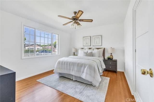 8873 Coolhurst Dr, Pico Rivera, CA 90660 - bedroom with wood finished floors and baseboards