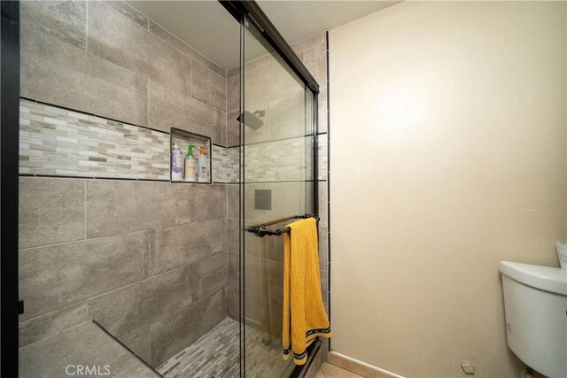 5158 Elderhall Ave, Lakewood, CA 90712 - bathroom with a stall shower and toilet