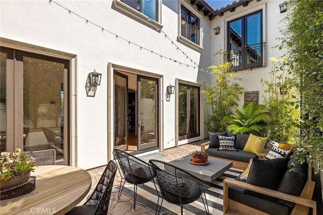 737 35th St, Manhattan Beach, CA 90266 - view of patio featuring outdoor lounge area