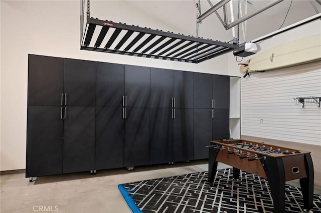 737 35th St, Manhattan Beach, CA 90266 - recreation room with a garage and concrete floors