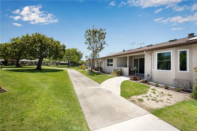 1540 Northwood Rd Unit 270E, Seal Beach, CA 90740 - view of green lawn