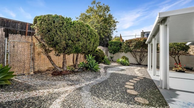 3317 Buena Hills Dr, Oceanside, CA 92056 - view of fenced backyard