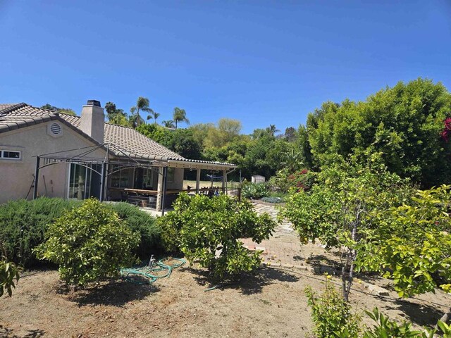 2521 Lynn Way, Vista, CA 92081 - view of yard