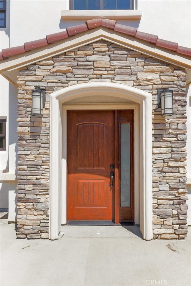 415 California St Unit D, Arcadia, CA 91006 - property entrance with stone siding and stucco siding
