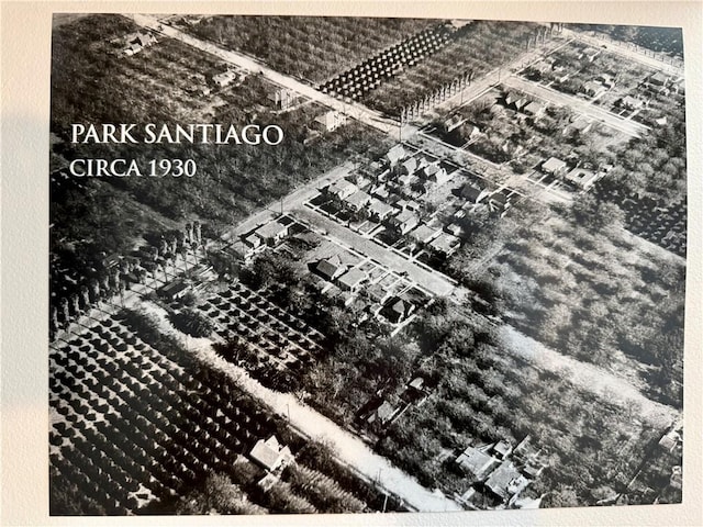 2415 N French St, Santa Ana, CA 92706 - detailed view