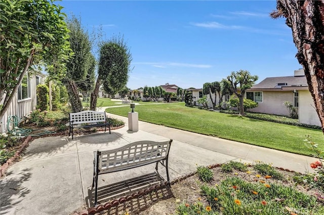 777 E Valley Blvd Unit 77, Alhambra, CA 91801 - view of home's community featuring a lawn, a patio, and a residential view