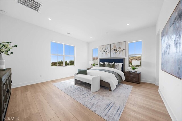 270 Maricopa, Irvine, CA 92618 - bedroom featuring light wood-style floors, recessed lighting, and baseboards