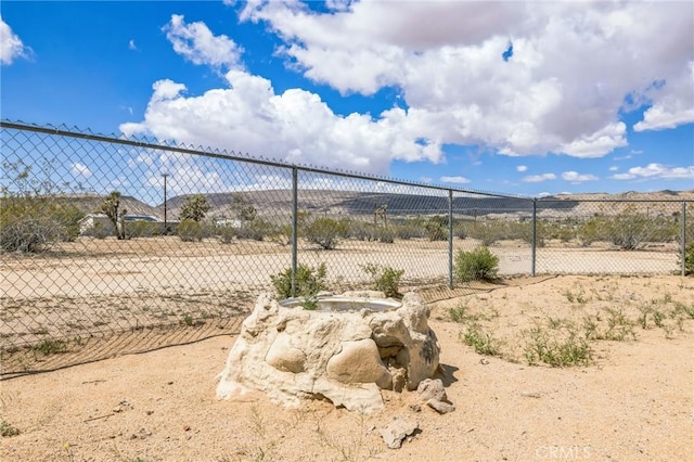 1561 Old Woman Springs Rd, Yucca Valley, CA 92284 - view of yard with fence