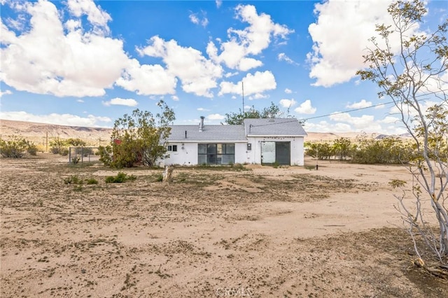 1561 Old Woman Springs Rd, Yucca Valley, CA 92284 - view of back of house