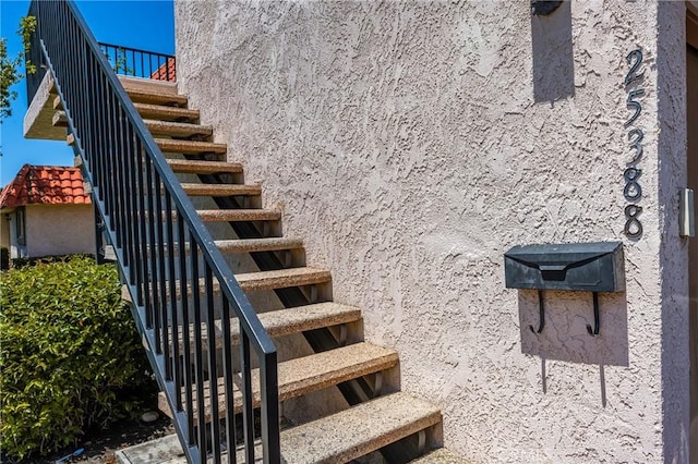 25388 Via Verde Unit 4, Lake Forest, CA 92630 - view of stairway