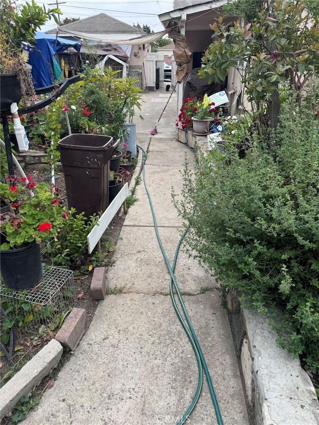 7881 Franklin St, Buena Park, CA 90621 - view of yard