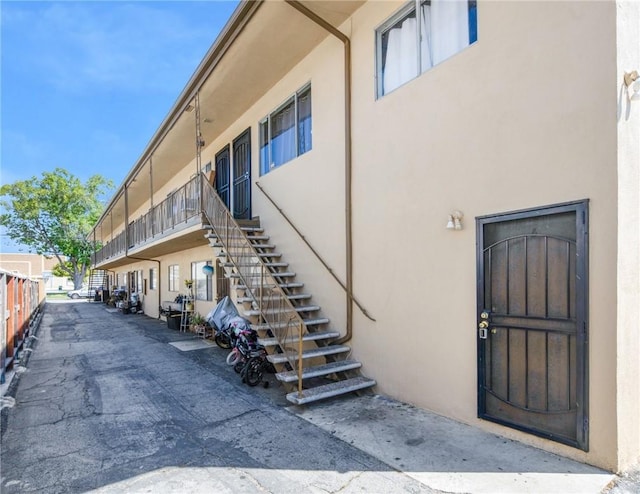 1344 W 225th St, Torrance, CA 90501 - view of property with stairway