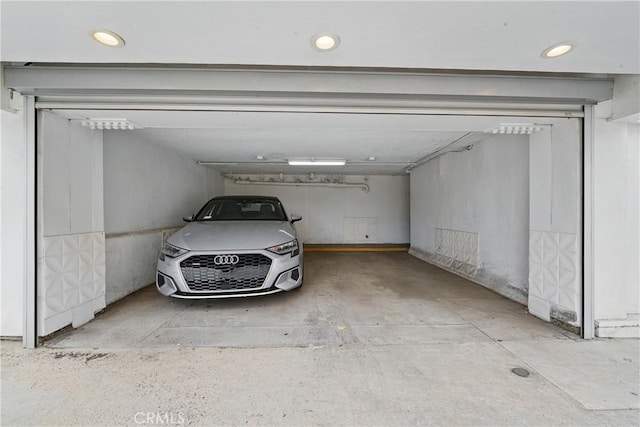 1 Jib St Unit 103, Marina Del Rey, CA 90292 - view of garage