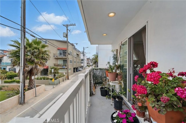 1 Jib St Unit 103, Marina Del Rey, CA 90292 - view of balcony