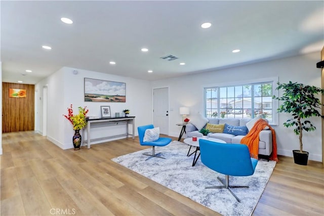 10612 Ketch Ave, Garden Grove, CA 92843 - living area featuring recessed lighting and light wood finished floors