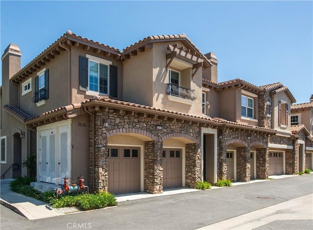 21953 Bella Vista Pl, Chatsworth, CA 91311 - photo 1