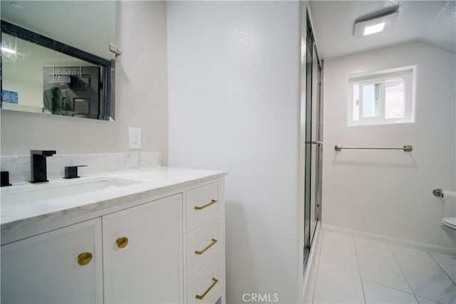 308 13th St, Seal Beach, CA 90740 - full bathroom featuring vanity, a stall shower, toilet, and vaulted ceiling