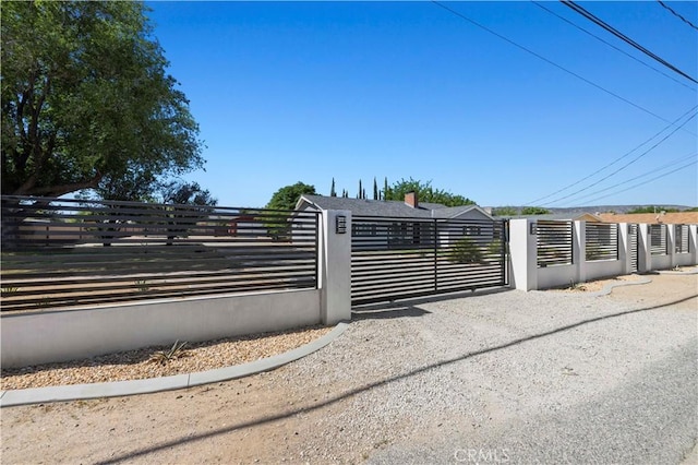 5136 W W Ave L8, Lancaster, CA 93536 - gate with a fenced front yard