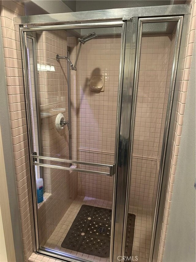 34300 Lantern Bay Dr Unit 41, Dana Point, CA 92629 - full bathroom with a stall shower