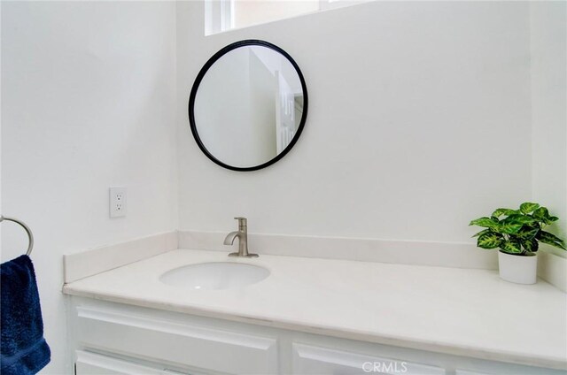 22492 Eloise Dr, Lake Forest, CA 92630 - bathroom featuring vanity