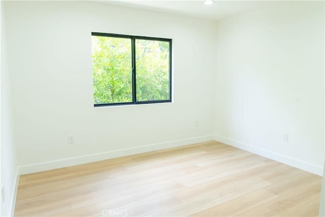 539 Avon Ave, Pasadena, CA 91105 - spare room featuring light wood-type flooring, baseboards, and recessed lighting