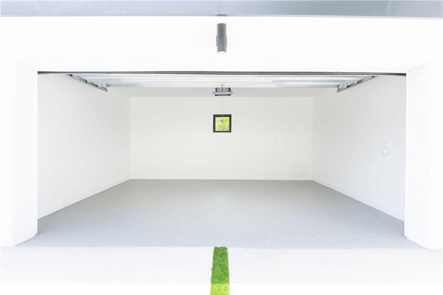 539 Avon Ave, Pasadena, CA 91105 - view of garage