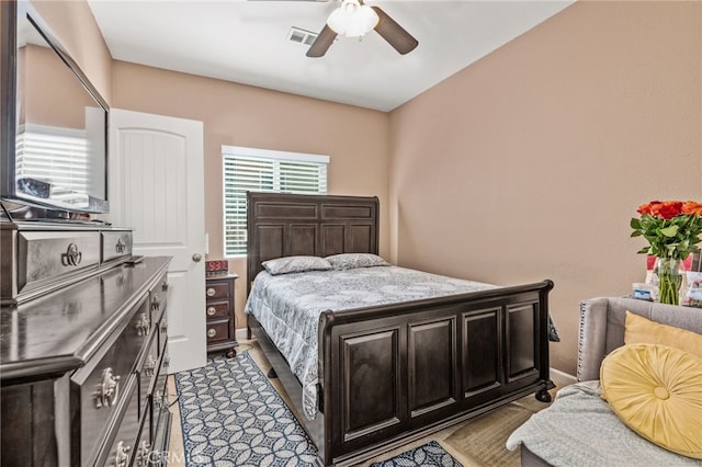 5801 S Moonstone Peak Dr, Bakersfield, CA 93313 - bedroom featuring ceiling fan