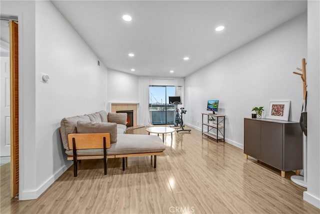 460 Oak St Unit 316, Glendale, CA 91204 - photo 2