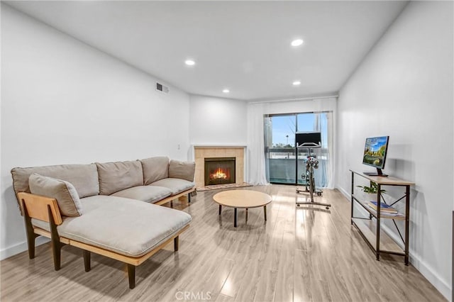 460 Oak St Unit 316, Glendale, CA 91204 - living room with wood finished floors, baseboards, recessed lighting, and a fireplace