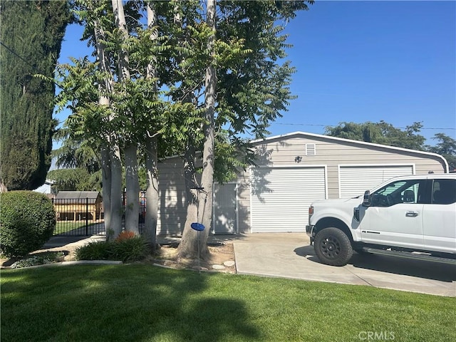 12630 Maple Ct, Yucaipa, CA 92399 - view of home's exterior with concrete driveway and a garage