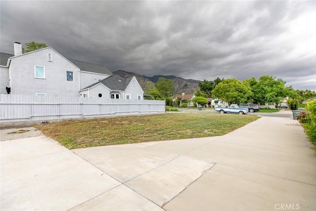 1411 Coolidge Ave, Pasadena, CA 91104 - view of yard with a mountain view