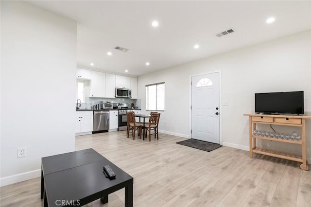1411 Coolidge Ave, Pasadena, CA 91104 - photo 18