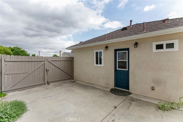 1411 Coolidge Ave, Pasadena, CA 91104 - view of patio / terrace with a gate