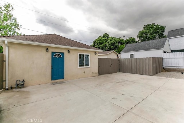 1411 Coolidge Ave, Pasadena, CA 91104 - view of patio / terrace featuring a gate