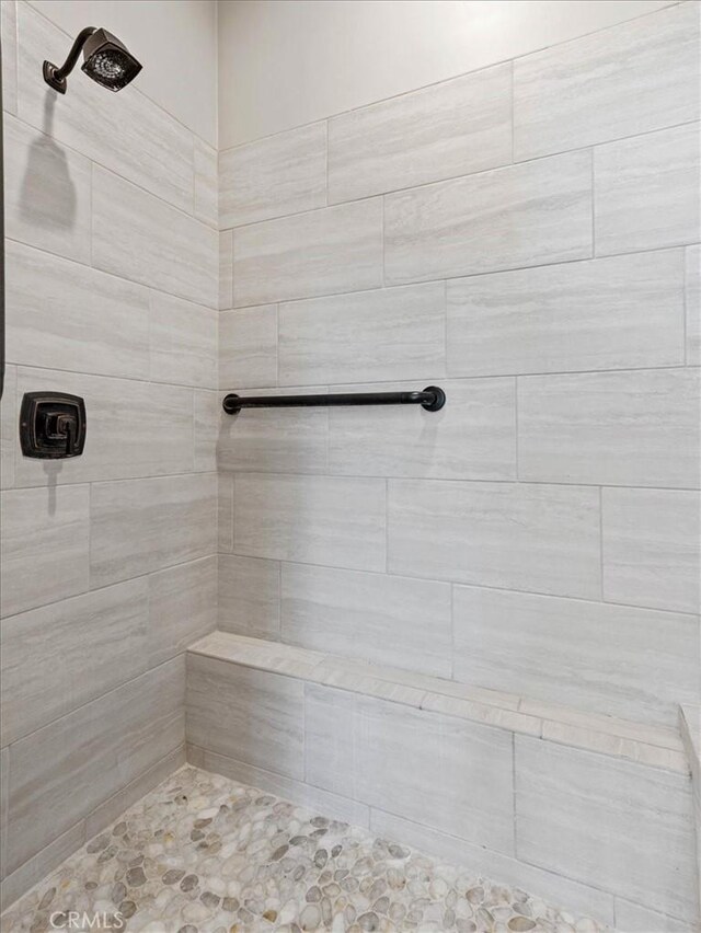 920 Trail View Pl, Nipomo, CA 93444 - full bathroom with tiled shower