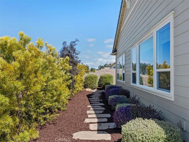 920 Trail View Pl, Nipomo, CA 93444 - view of yard