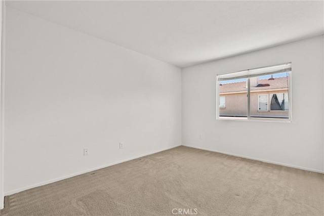 5564 Capri Ct, Palmdale, CA 93552 - empty room featuring carpet and baseboards
