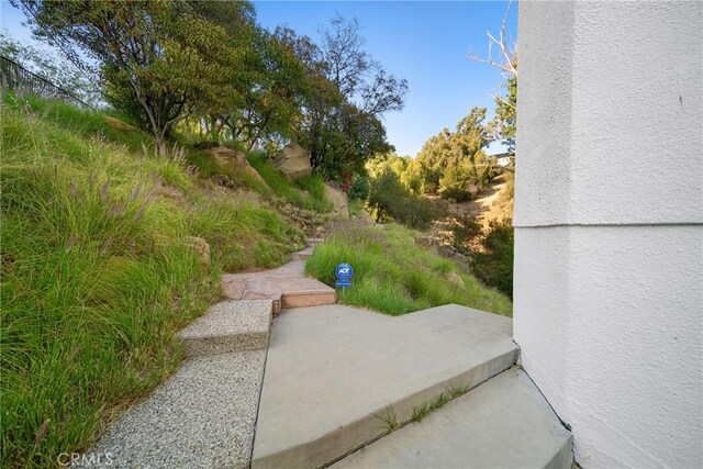 9314 Stevens Way, West Hills, CA 91304 - view of yard featuring a patio