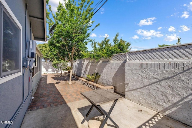 203 E Garden Grn, Port Hueneme, CA 93041 - view of patio / terrace with a fenced backyard
