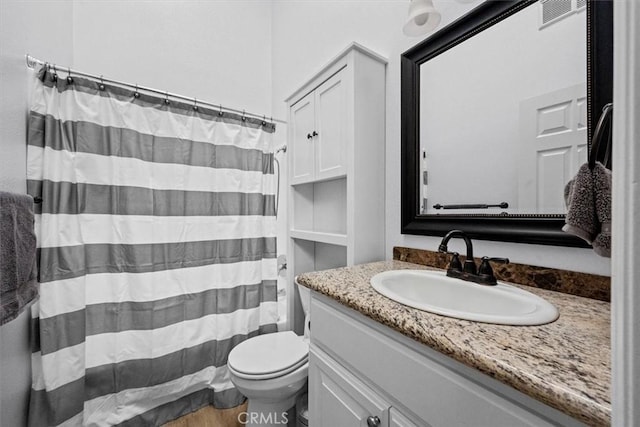 3936 W 5th St Unit 44, Santa Ana, CA 92703 - full bath with vanity, toilet, and a shower with curtain