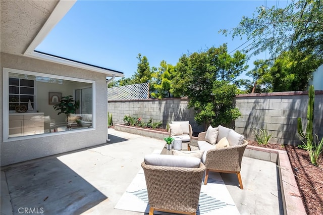 5320 W 142nd Pl, Hawthorne, CA 90250 - fenced backyard featuring a patio area