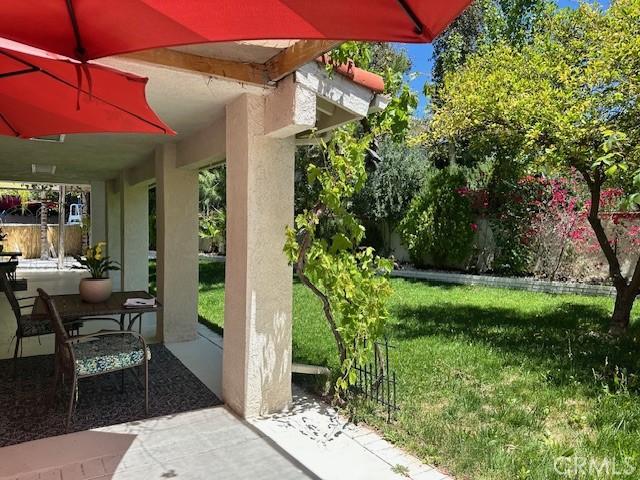 23838 Spring Branch Ct, Murrieta, CA 92562 - view of patio / terrace