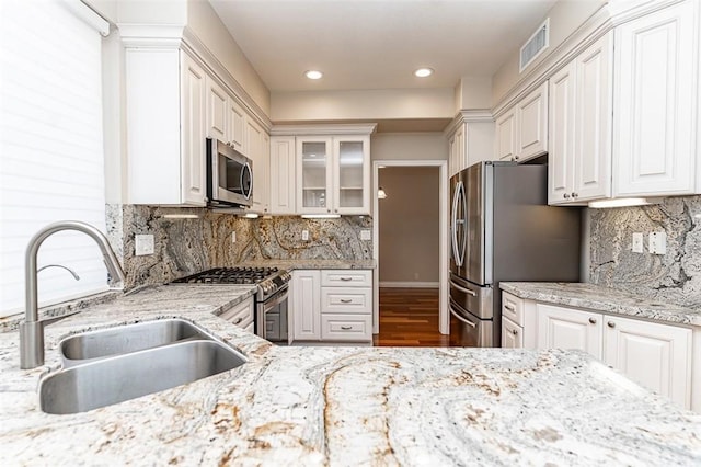 15267 Riviera Ln, La Mirada, CA 90638 - photo 14
