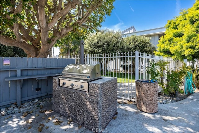 17072 Pacific Coast Unit 202, Huntington Beach, CA 92649 - view of patio / terrace with area for grilling
