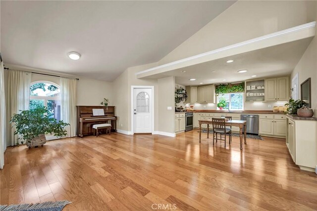 21425 Valley Oak Dr, Middletown, CA 95461 - living room with light wood finished floors, vaulted ceiling, baseboards, and recessed lighting