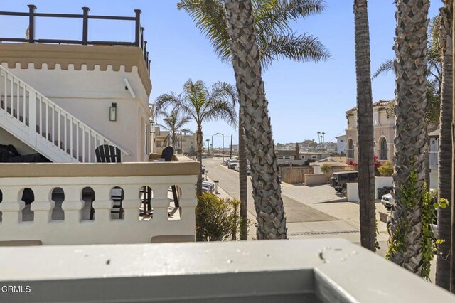 256 Melrose Dr, Oxnard, CA 93035 - community sign with a residential view