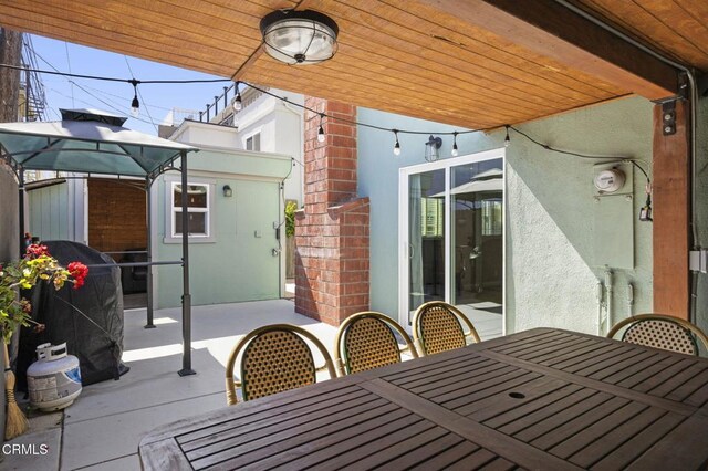 256 Melrose Dr, Oxnard, CA 93035 - view of patio featuring outdoor dining area